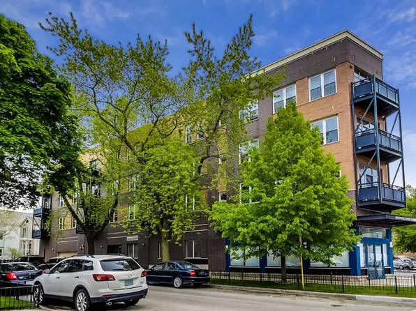 2143 W Wellington Ave Unit 405, Chicago, IL 60618