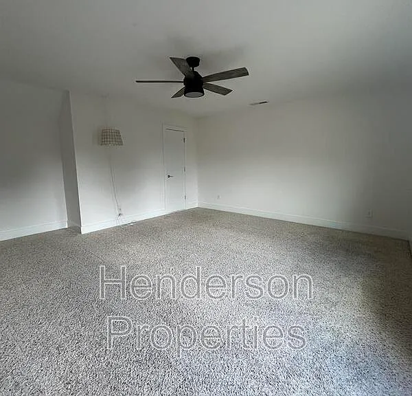 1903 Seegars Pl — Photo 16