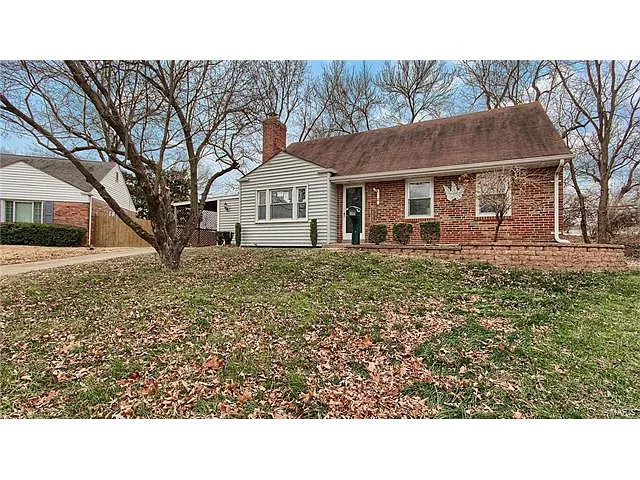 7026 Foxcroft Dr photo 1