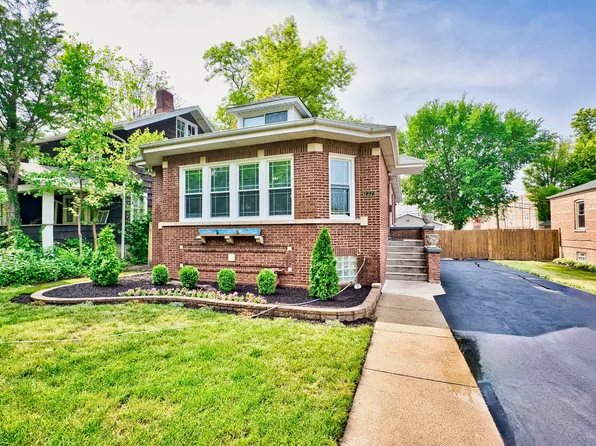 2323 W 110th Pl, Chicago, IL 60643