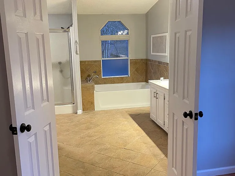 3075 Glen Wallace Dr — Photo 26