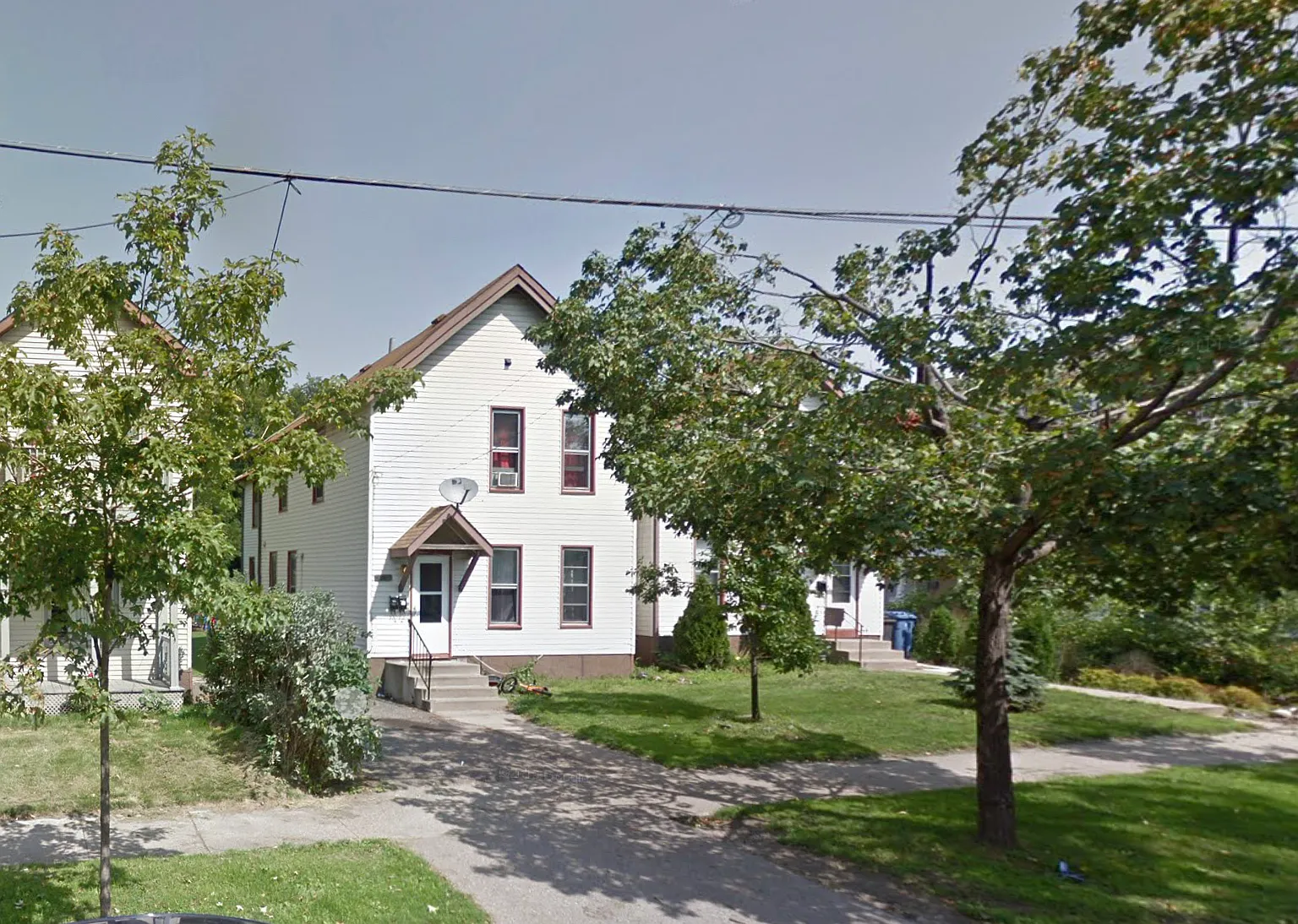 1916 South 7th Street — Photo 1