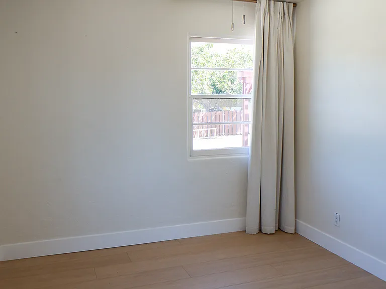 8855 Gardena Way — Photo 20