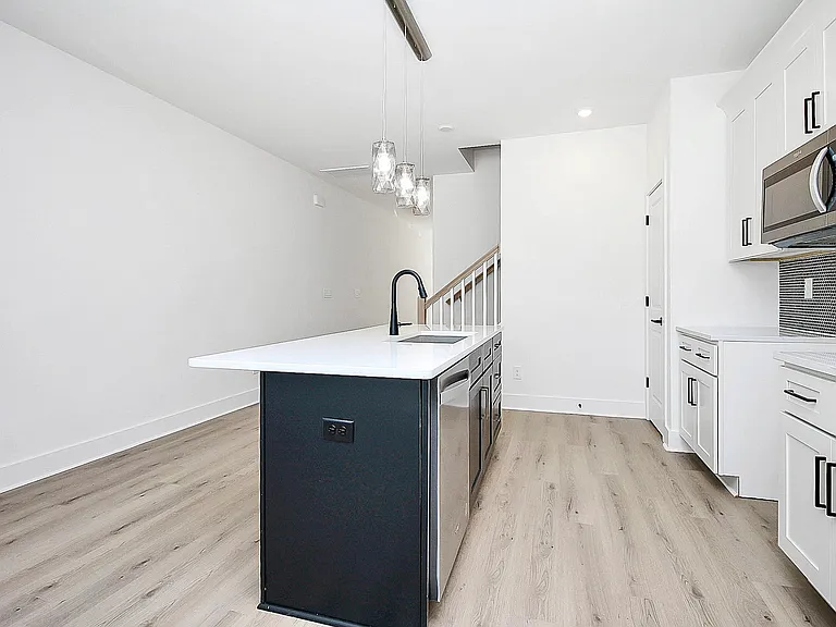2613 Dr Carver Rd — Photo 13