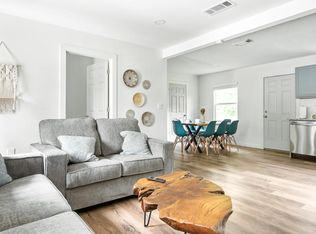 2321 Muret St, Irving, TX 75062