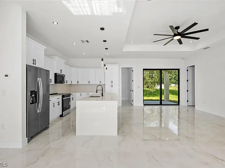 760 Festival Ave S — Photo 19