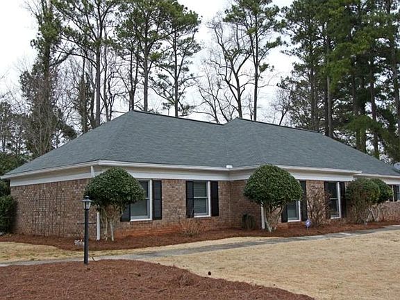 2nd image of 2747 Jo Beth Dr