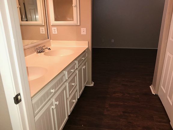 5th image of 21728 Olivo Ct