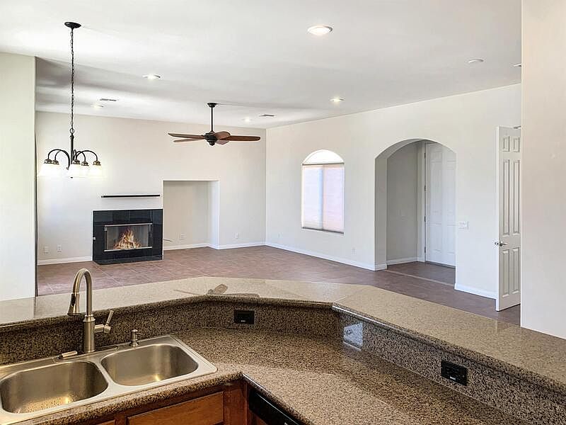 1st image of 65453 Avenida Dorado