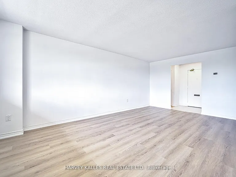 2000 Sheppard Ave W #1208 — Photo 13