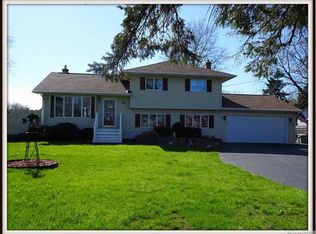 1025 Youngstown Wilson Rd, Youngstown, NY 14174
