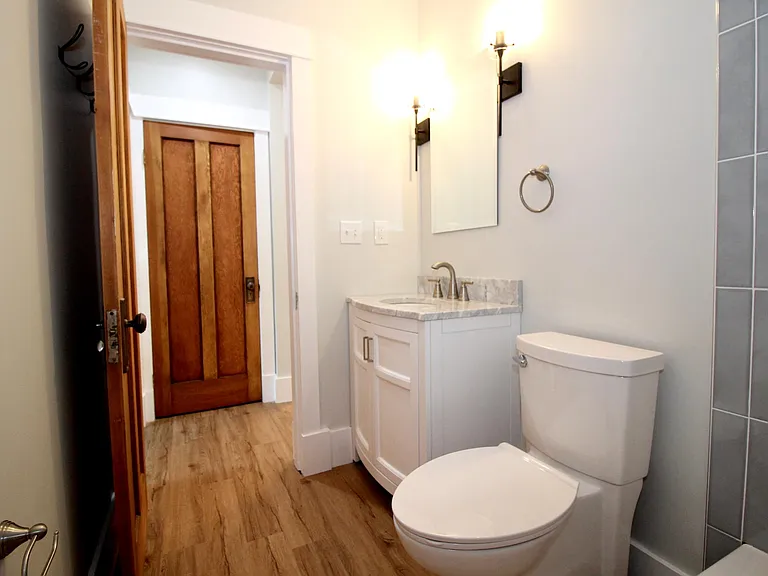 6841 Buckingham Pl — Photo 8
