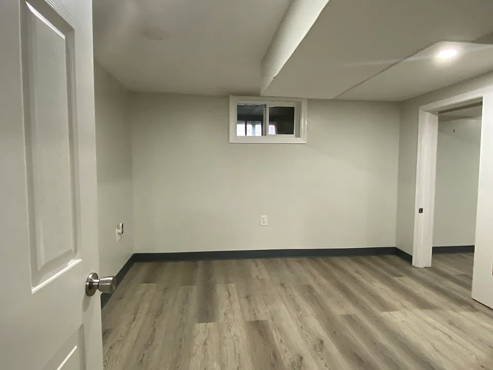 47 Whiting Rd #1