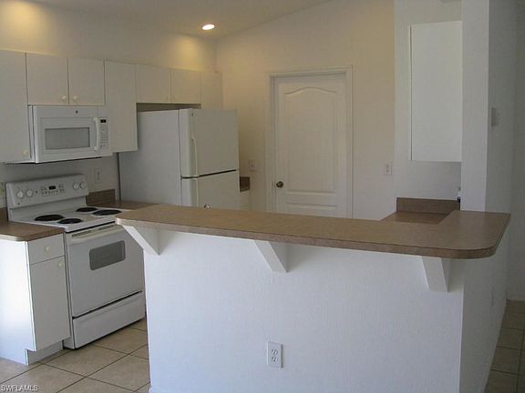 3rd image of 2404 Concord Ave N