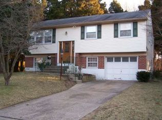 23 Dogwood Ln, Turnersville, NJ 08012