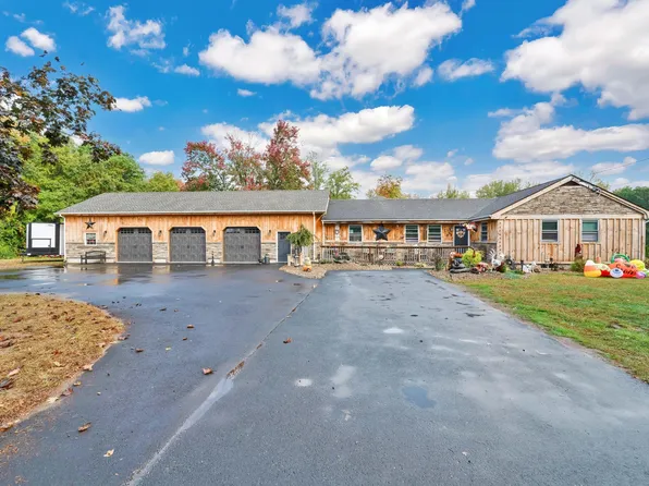 33 Seymour Road, East Granby, CT 06026