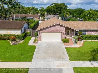 5705 SW 115th Ter, Fort Lauderdale, FL 33330