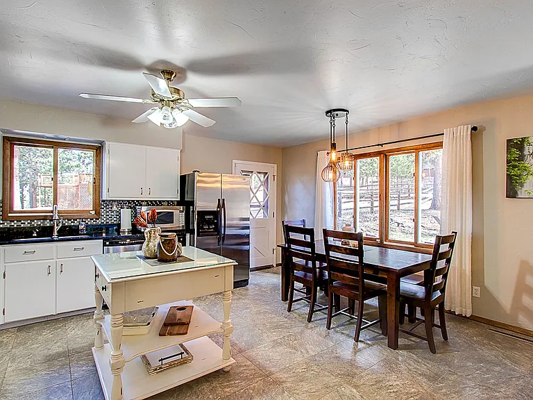1040 Forest Hill Rd — Photo 14
