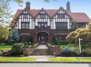 1 Russell Ter, Montclair, NJ 07042