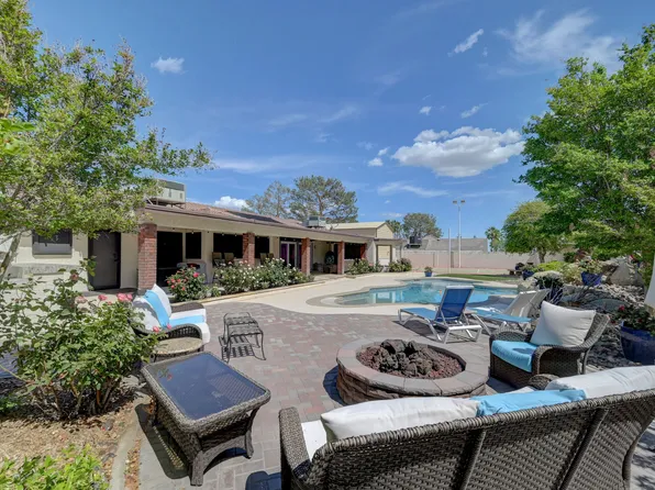 7085 Palmyra Ave, Las Vegas, NV 89117