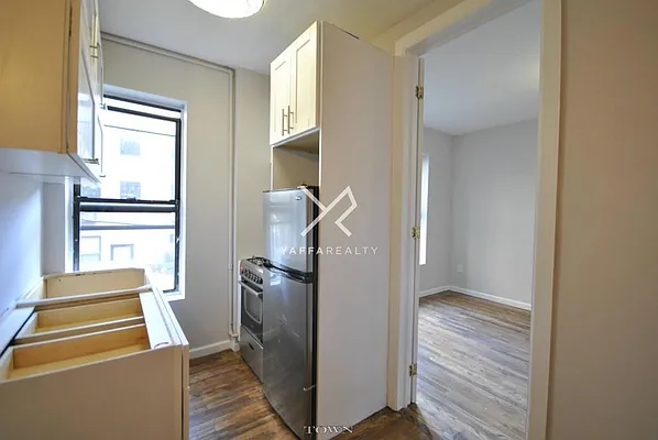 Rented by Yaffa Realty LLC | media 19