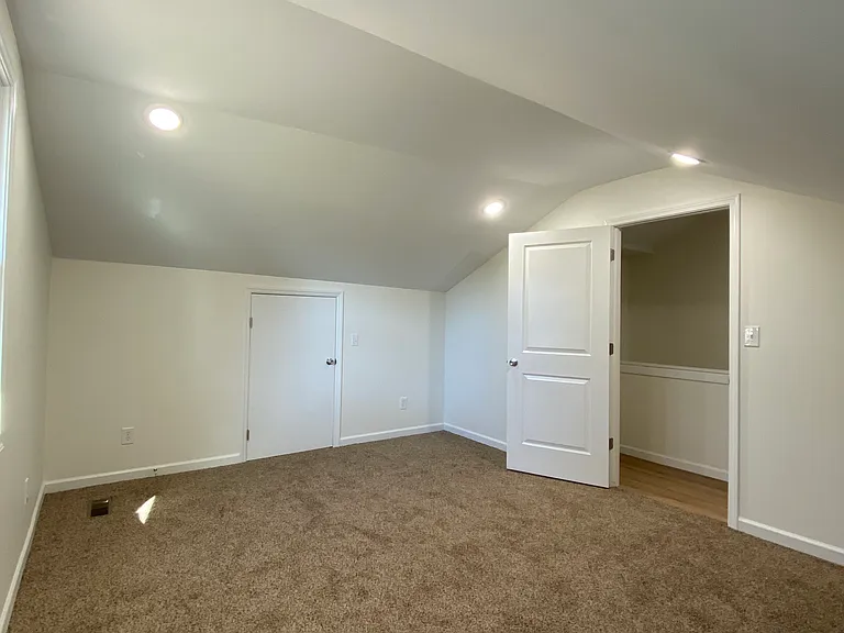 628 E Tombigbee St — Photo 7