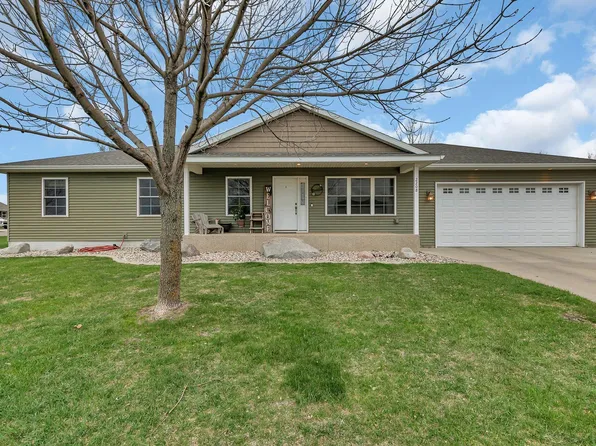 2208 23rd St SW, Willmar, MN 56201