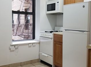 310 W 14th St APT 2D, New York, NY 10014