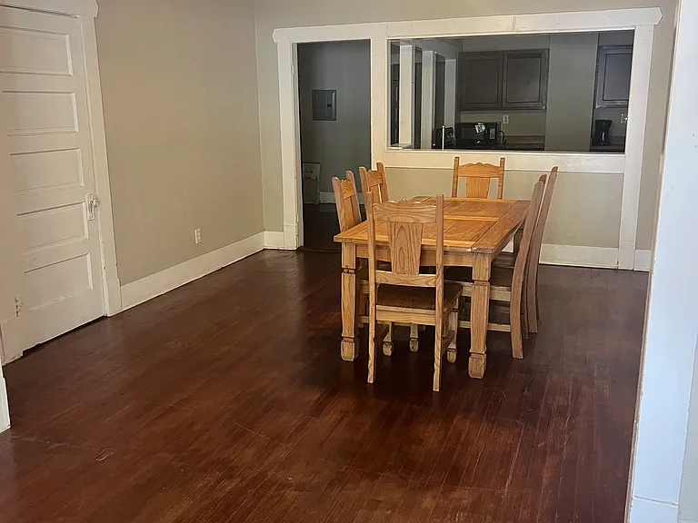 323 E Euclid Ave #325 — Photo 5