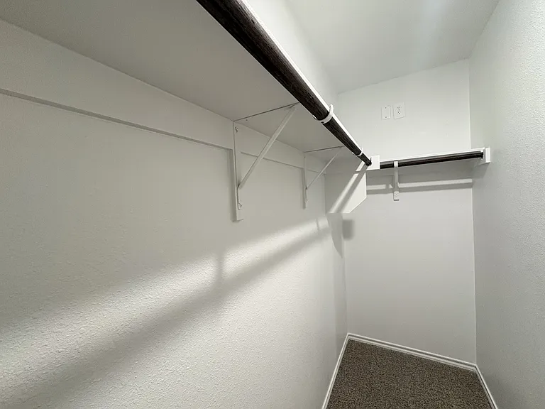 3330 Catamount Dr — Photo 12