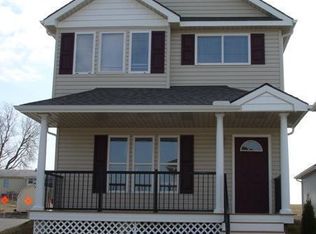 1012 NE Deer Creek Dr, Grain Valley, MO 64029