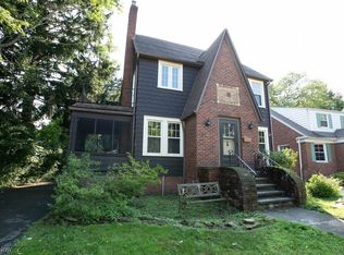 1106 Hillstone Rd, Cleveland Heights, OH 44121