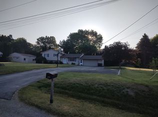 4405 Alan Ln, Orion, MI 48359