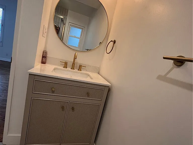 4016 Mesa St — Photo 9