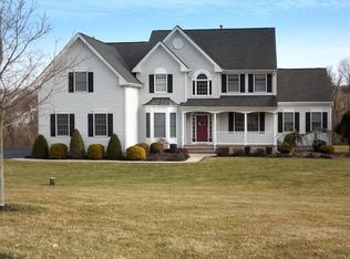 114 E Becks Blvd, Ringoes, NJ 08551