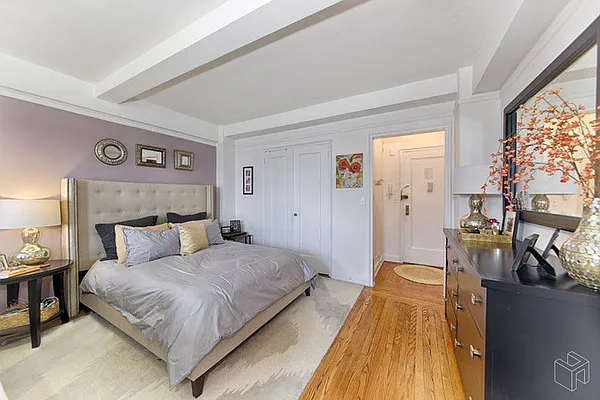 Rented by Halstead Real Estate | media 13