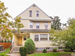 52 Willow Dr, New Rochelle, NY 10805