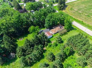 916 County Rd E, Ripon, WI 54971
