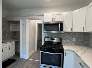 16 Llewellyn Ave FLOOR 3, Bloomfield, NJ 07003