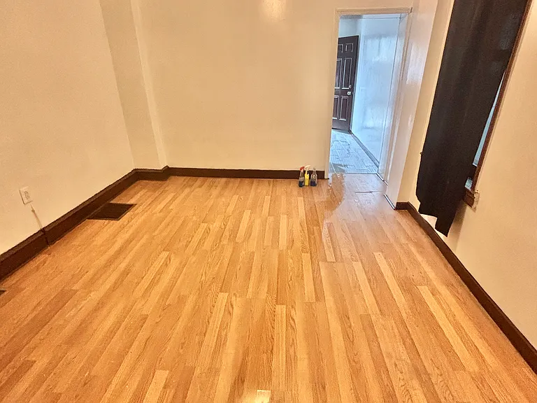 807 Snyder Ave — Photo 11
