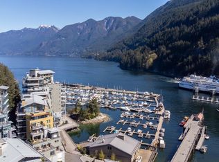 6707 Nelson Ave #406, West Vancouver, BC V7T 2G8