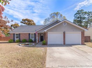 733 Rim Rd, Fayetteville, NC 28314