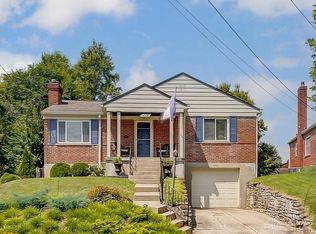 4139 Paxton Woods Dr, Cincinnati, OH