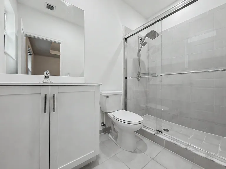 2644 SE 15th Ct — Photo 15