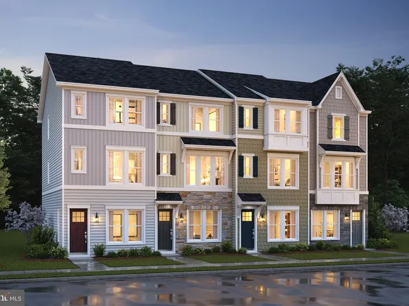 1 Buckthorn Ter, Fredericksburg, VA 22407