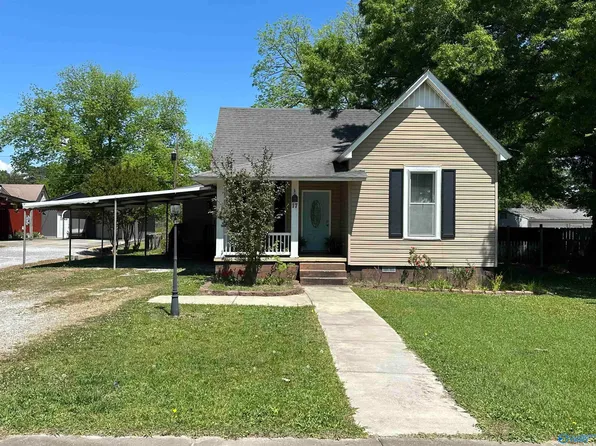 17 Sommersworth Ave, Gadsden, AL 35904