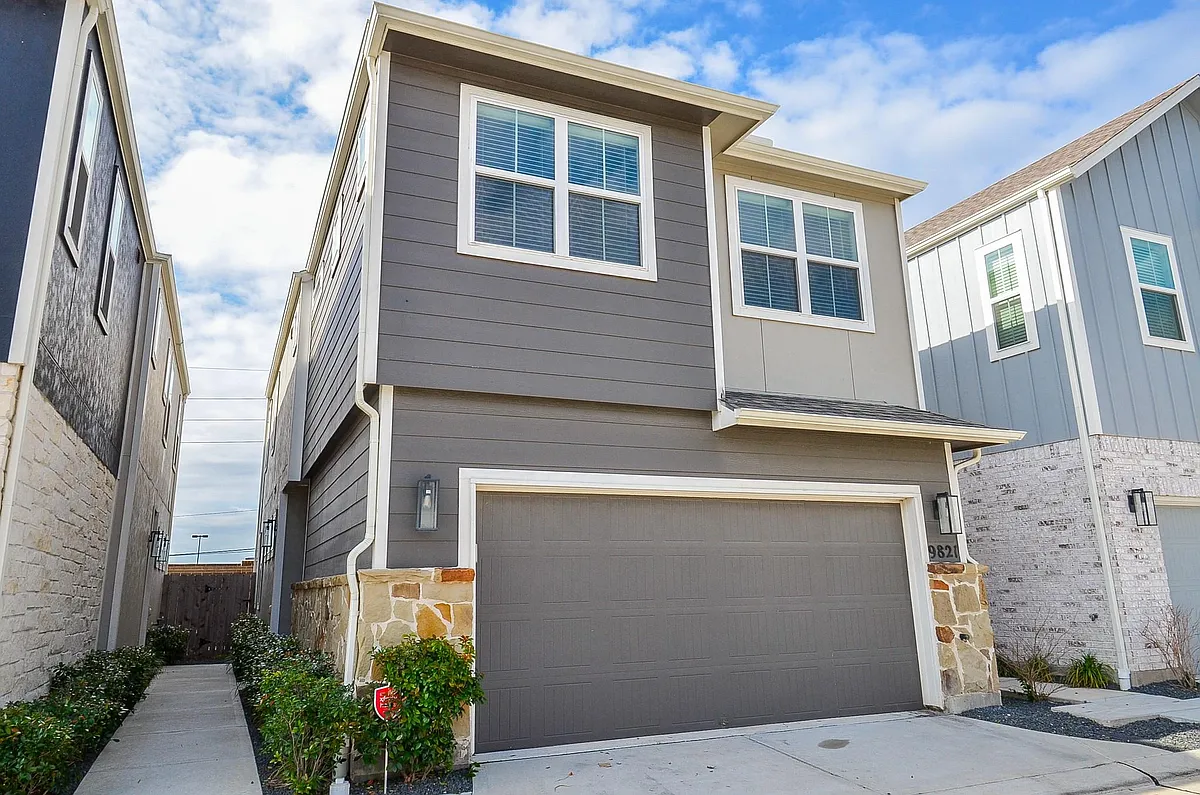 Building Photo - 9821 Prairie Garden Ln