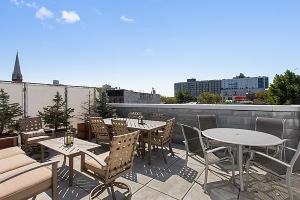 Rented by Modern Spaces | media 13