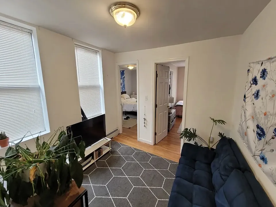 48 Joy St #10