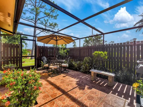 5672 Foxlake Dr, North Fort Myers, FL 33917